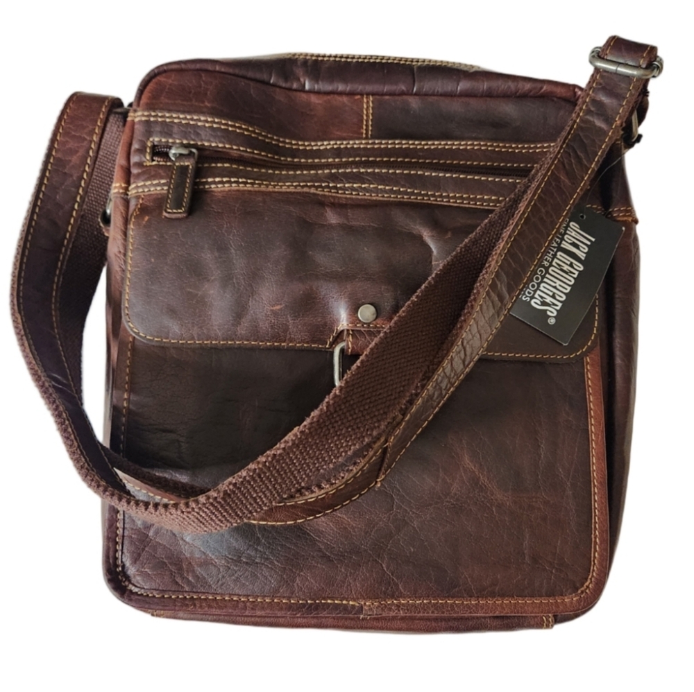 Vintage-Inspired Brown Leather Crossbody Bag with Adjustable Strap